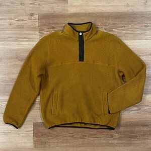 Everlane Mustard Fleece